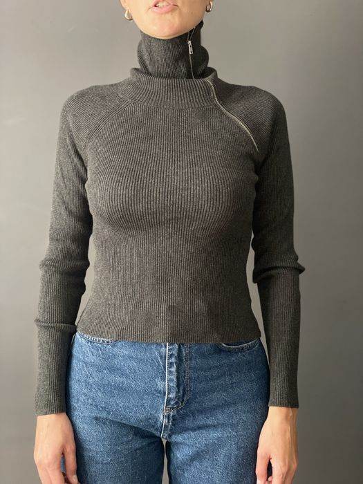 Продам кофтинку Mango