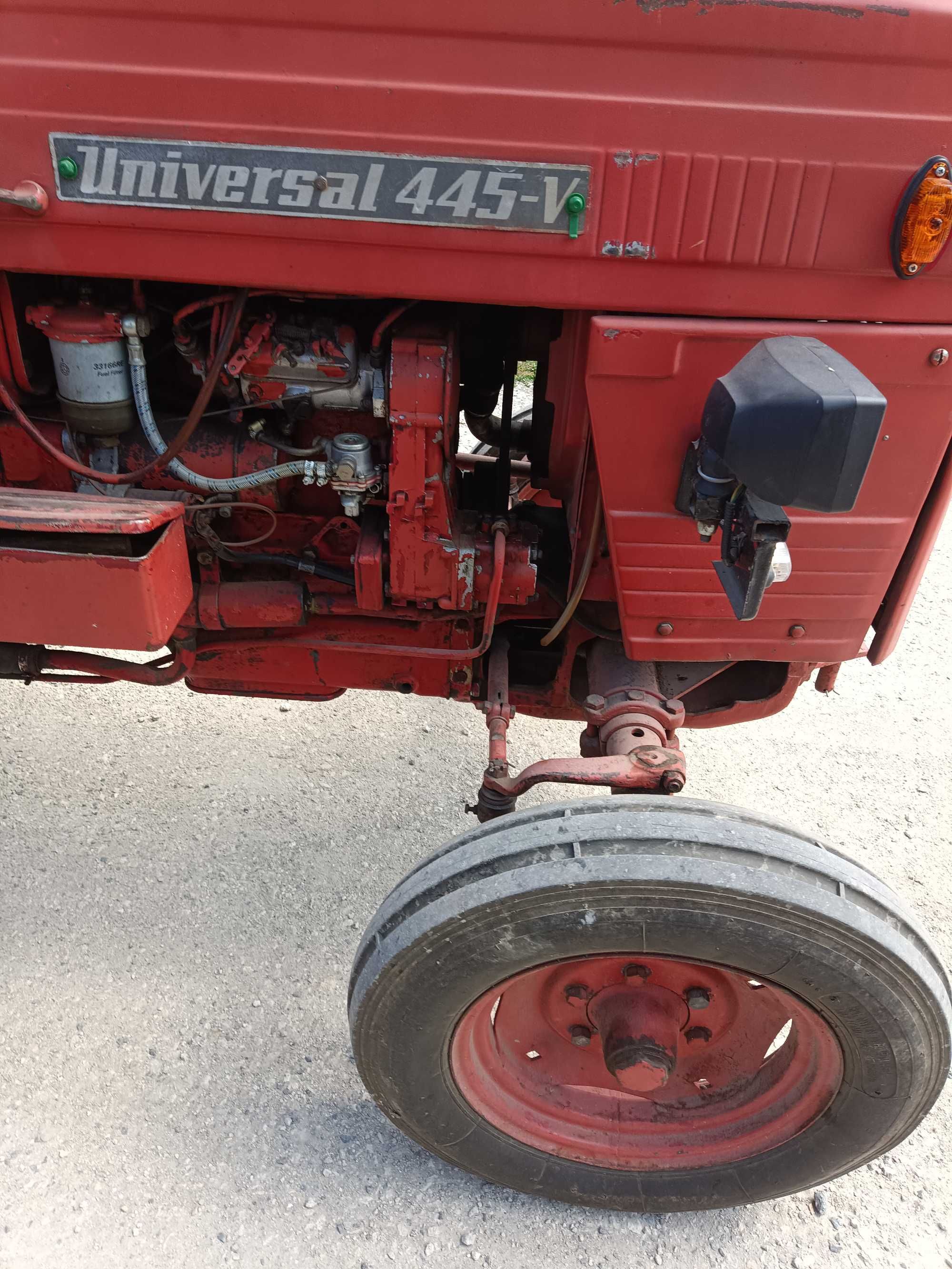Продам трактор UNIVERSAL UTB 445 V