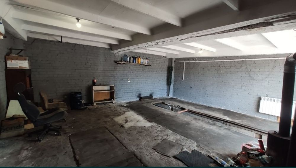 Продам двойной гараж на черной горе г.к. Металлург с арендаторами