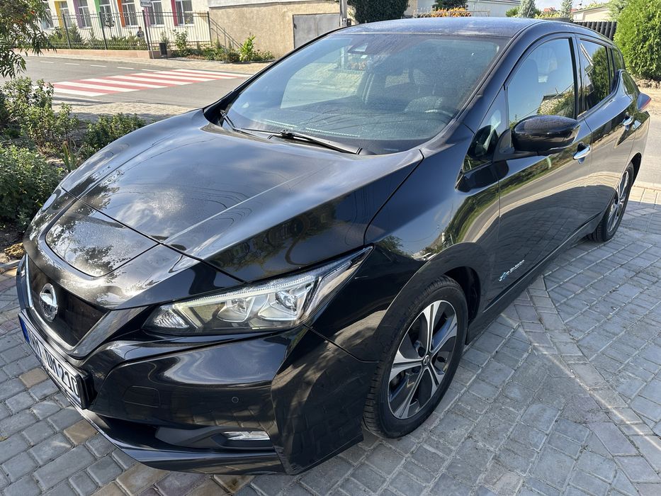 В продаже Nissan Leaf 2018 года