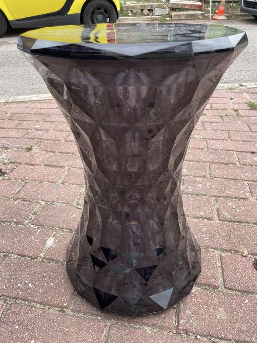Banco KARTELL -  novo