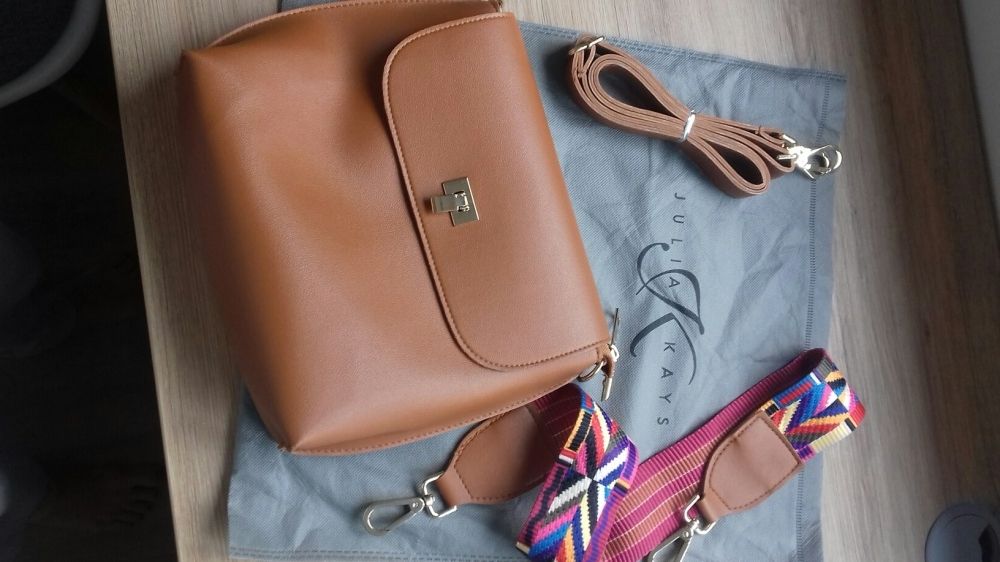 NOWA torebka miękka skóra eko brązowa kolorowy pasek USA jesień