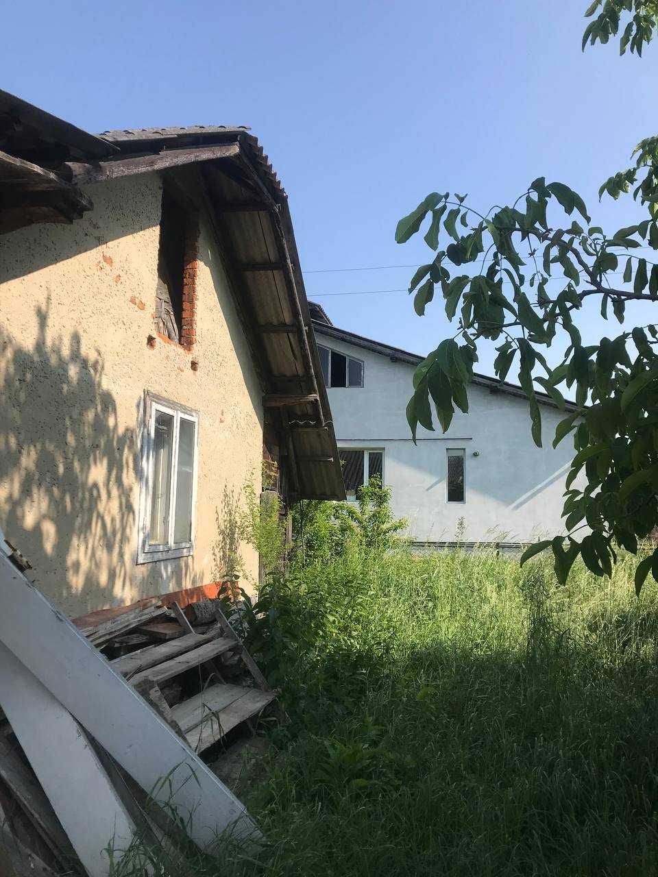 Продається будинок смт.Отинія