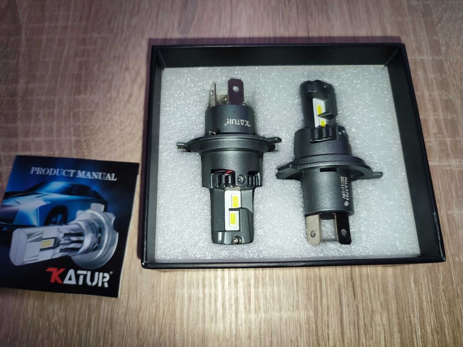 Лед лампочки Н4  Нові