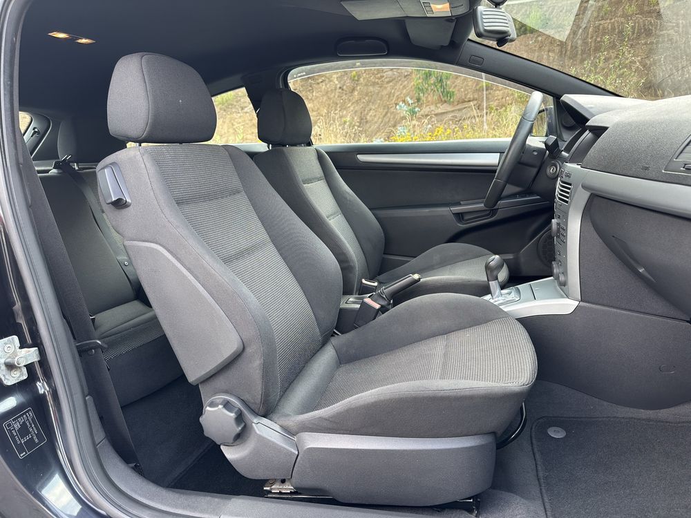 Opel Astra GTC 1.4 GPL Automático
