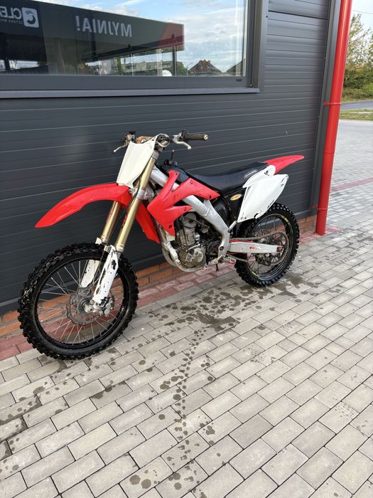 Honda crf250.
