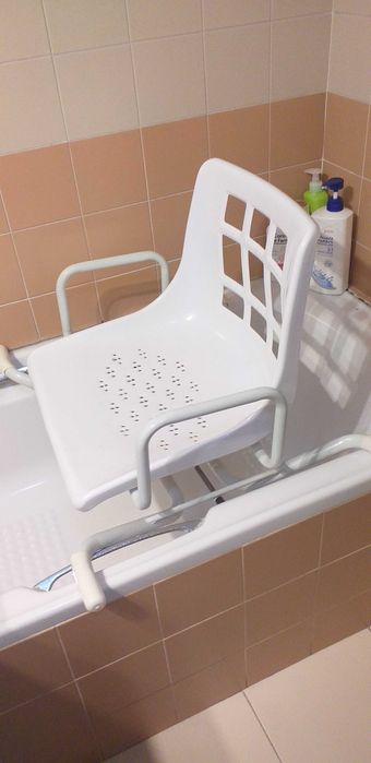Cadeira para banheiro autorpedica