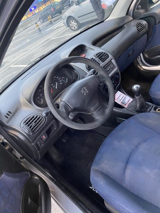 Peugeot 206 1.4 HDi Versão Look 2