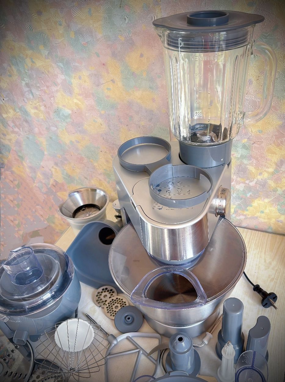 Кухонный комбайн Kenwood KM 282 Prospero (Состояние нового)