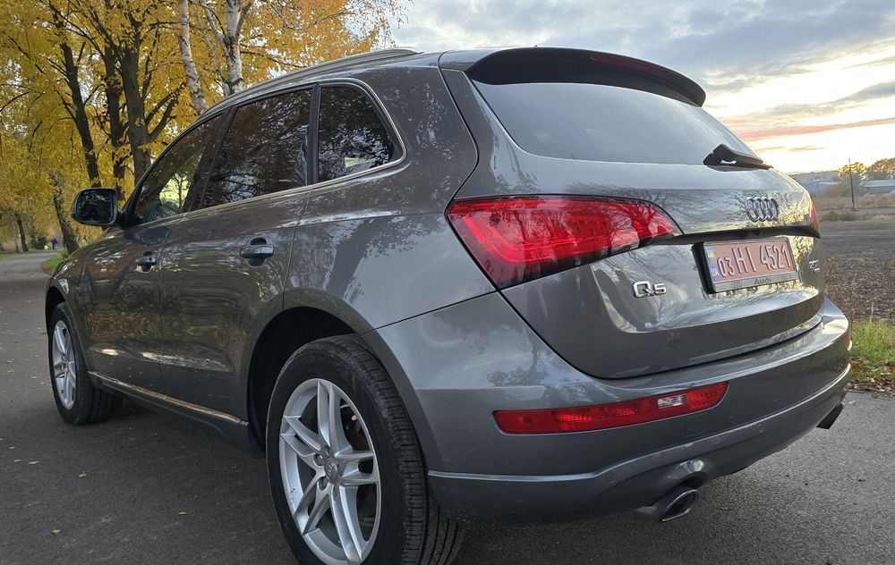 Продам ауді Q5 2014