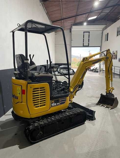 Komatsu PC 16R HS