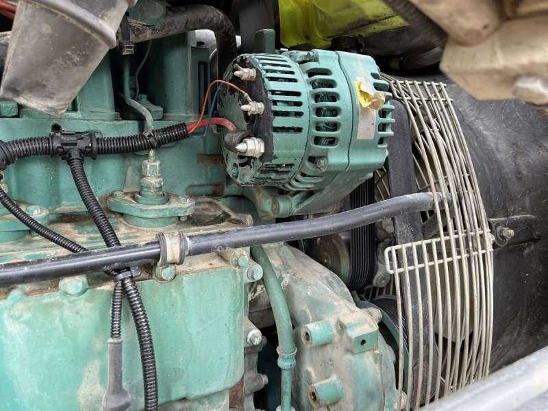 Retroescavadora Volvo BL71+ Power Shift