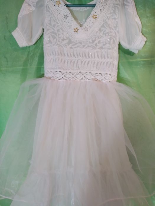 Новое детское платье длиной 80 см