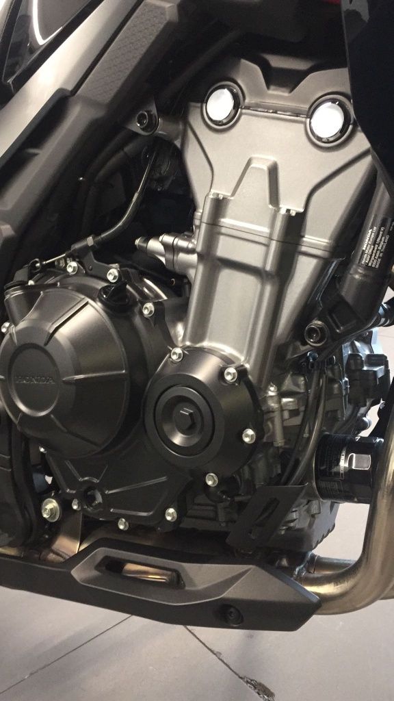 Honda CB500X 2023