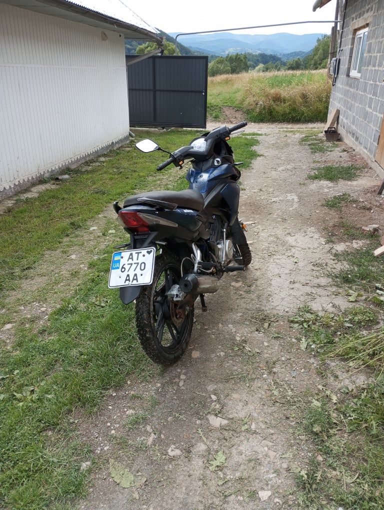 Продам  spark sp125r,21