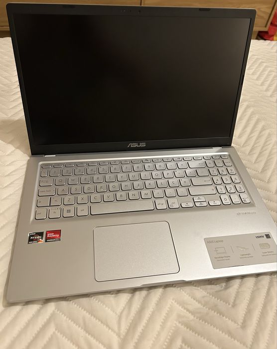 Asus VivoBook Amd Ryzen 7 5700u radeon graphics