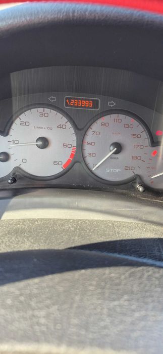 Ładny Peugeot Partner XT 2.0 HDI