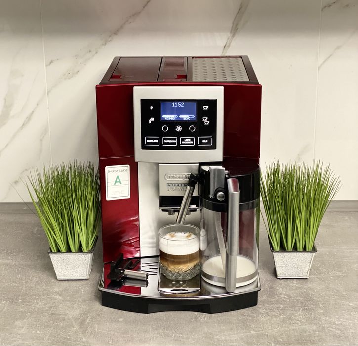Кофемашина Delonghi perfecta cappuccino graphic touch кавоварка