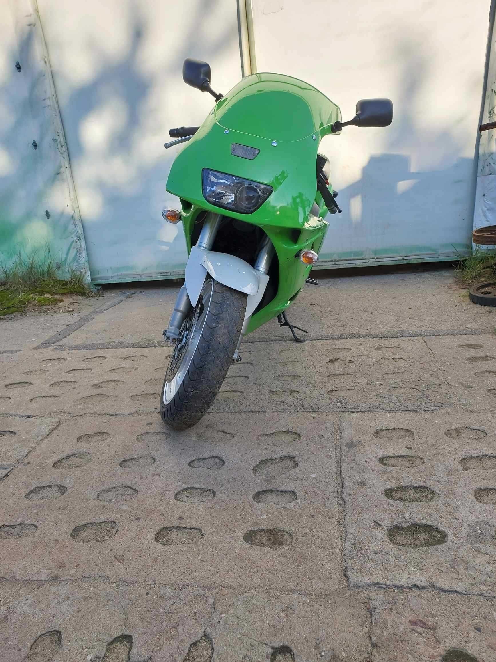 Motor motocykl Yamaha japoński  fzr 1000 zamiana