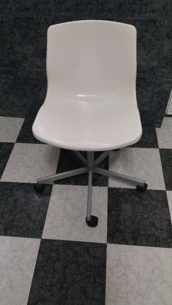 Cadeira Ikea crianças