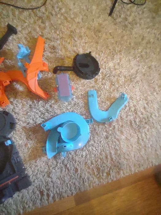 Трек Хот Вилс Взрыв цветов Водонапорная башня Hot Wheels