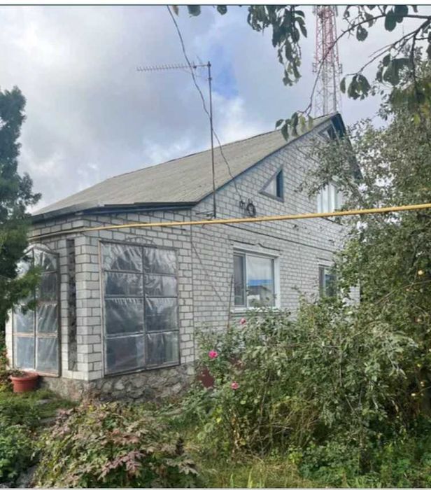 Продам дом в Тарановке .2 вида отопления Участок 25 соток Тихий р-нTB