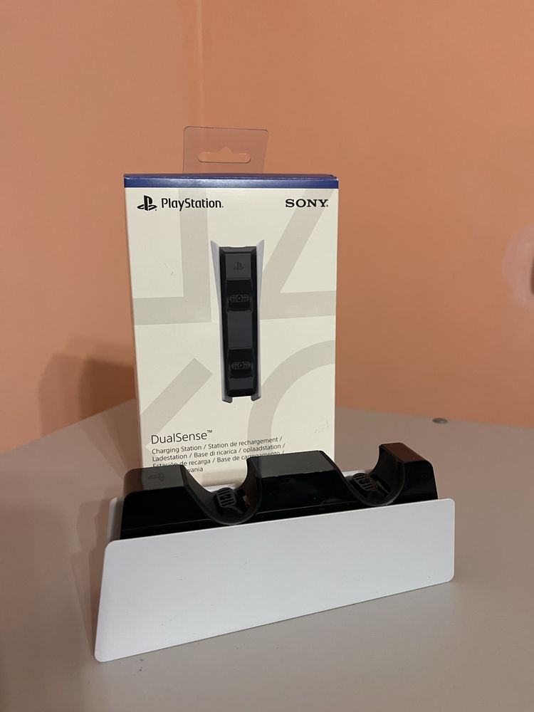 Зарядна станція PlayStation Dualsense