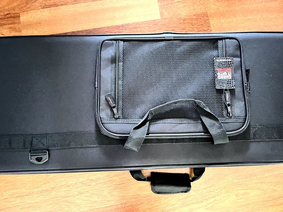 Fender Stratocaster MIJ 1988 + nowy case Gator.