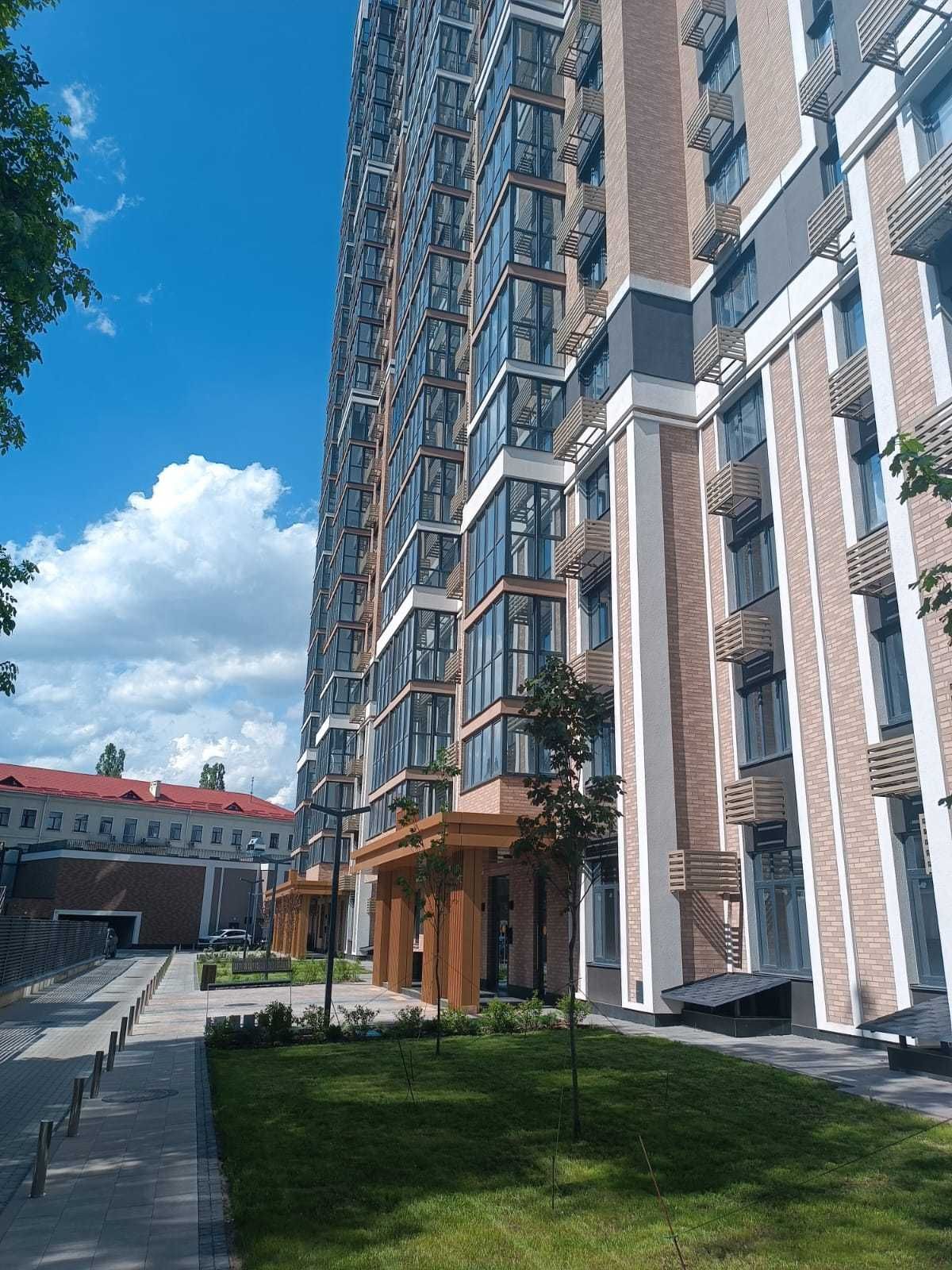 ЖК Голосеевский. Фасадное помещение "Open Space" 52 м2