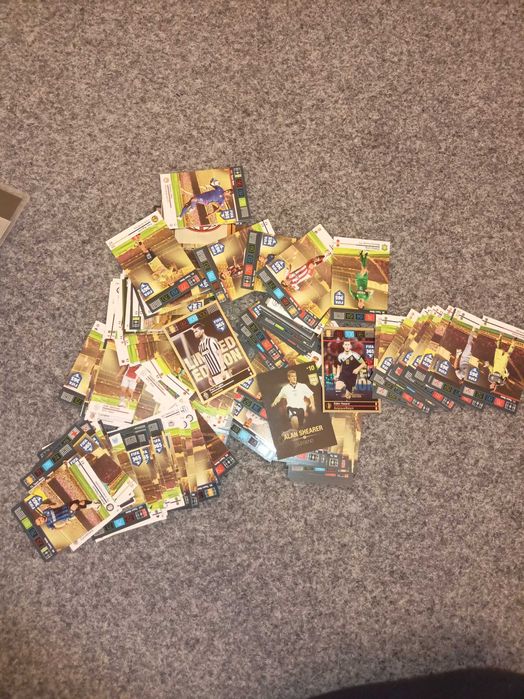 Karty piłkarskie Panini