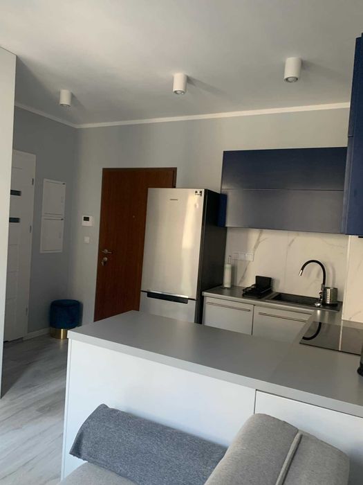 Nowoczesna kawalerka 22,3 m² – 5 min od Metra Wileńska • Praga Północ