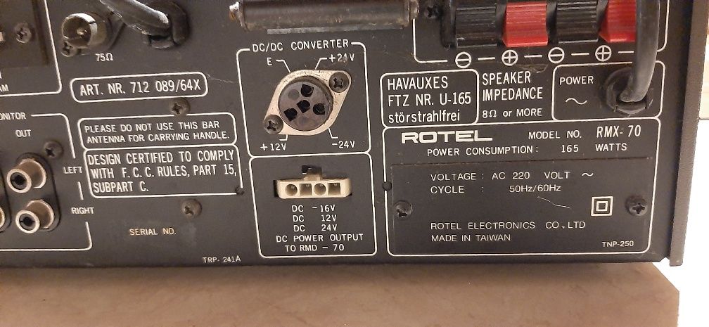 Amplituner rotel rmx-70