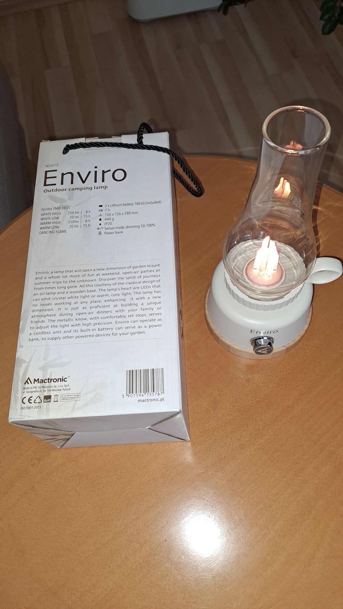Lampa kempingowa Enviro Mactronic z funkcją płomienia