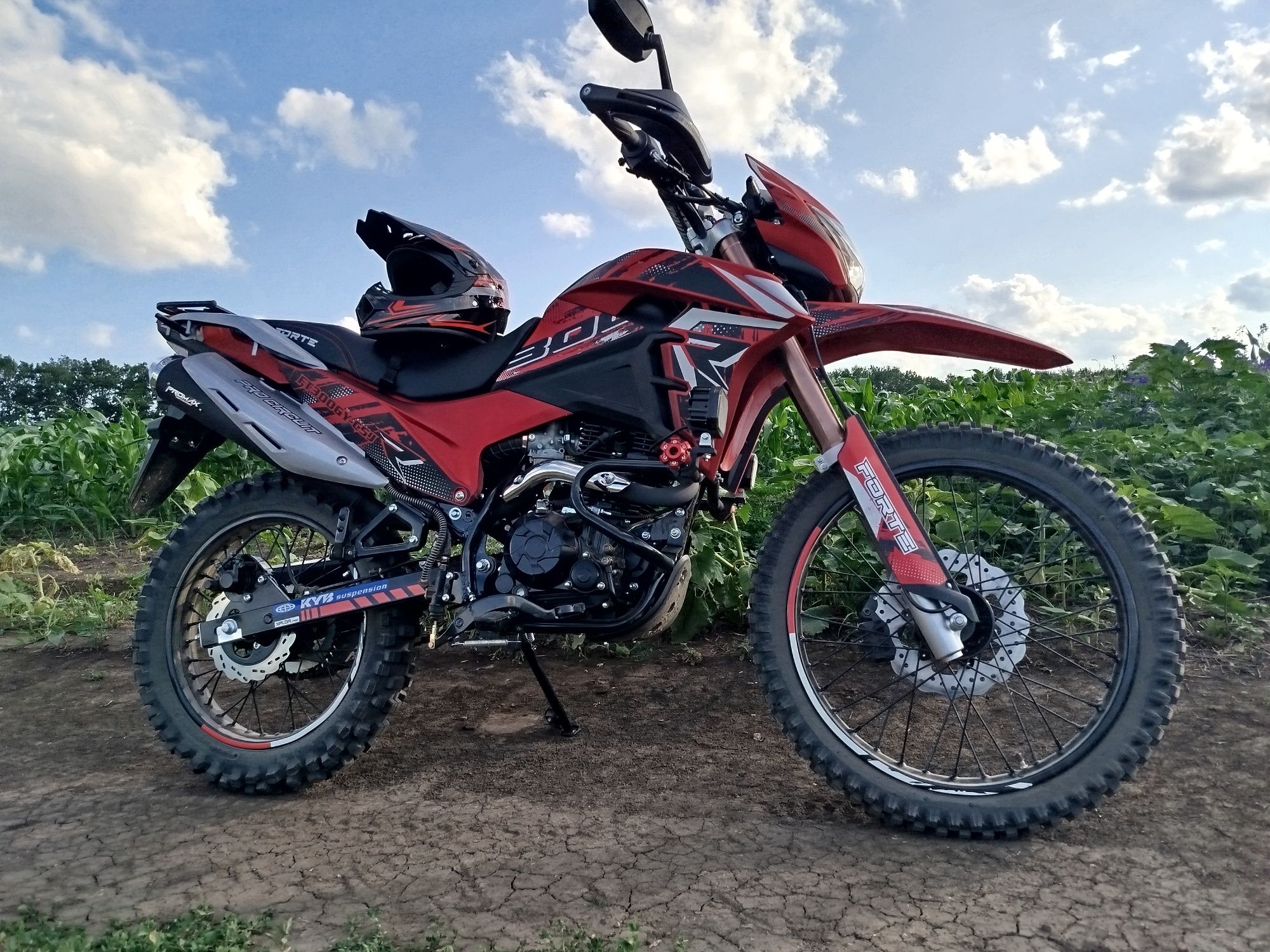 Мотоцикл 300см Forte FT300GY-C5J
