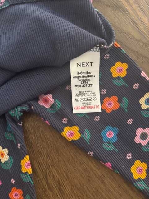 Komplet niemowlęcy marki Next baby