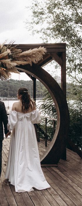 Весільна сукня (після хімчистки)