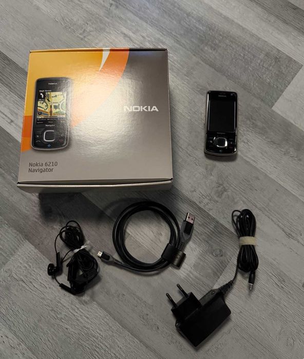 Nokia 6210 navigator