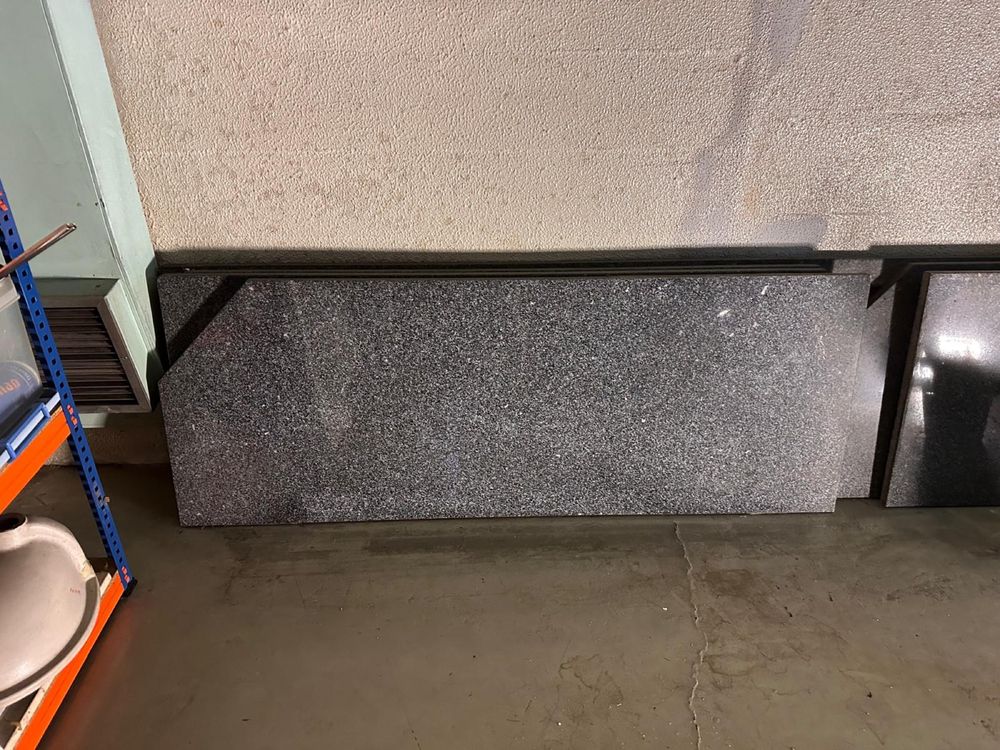 Tampos cozinha granito angola