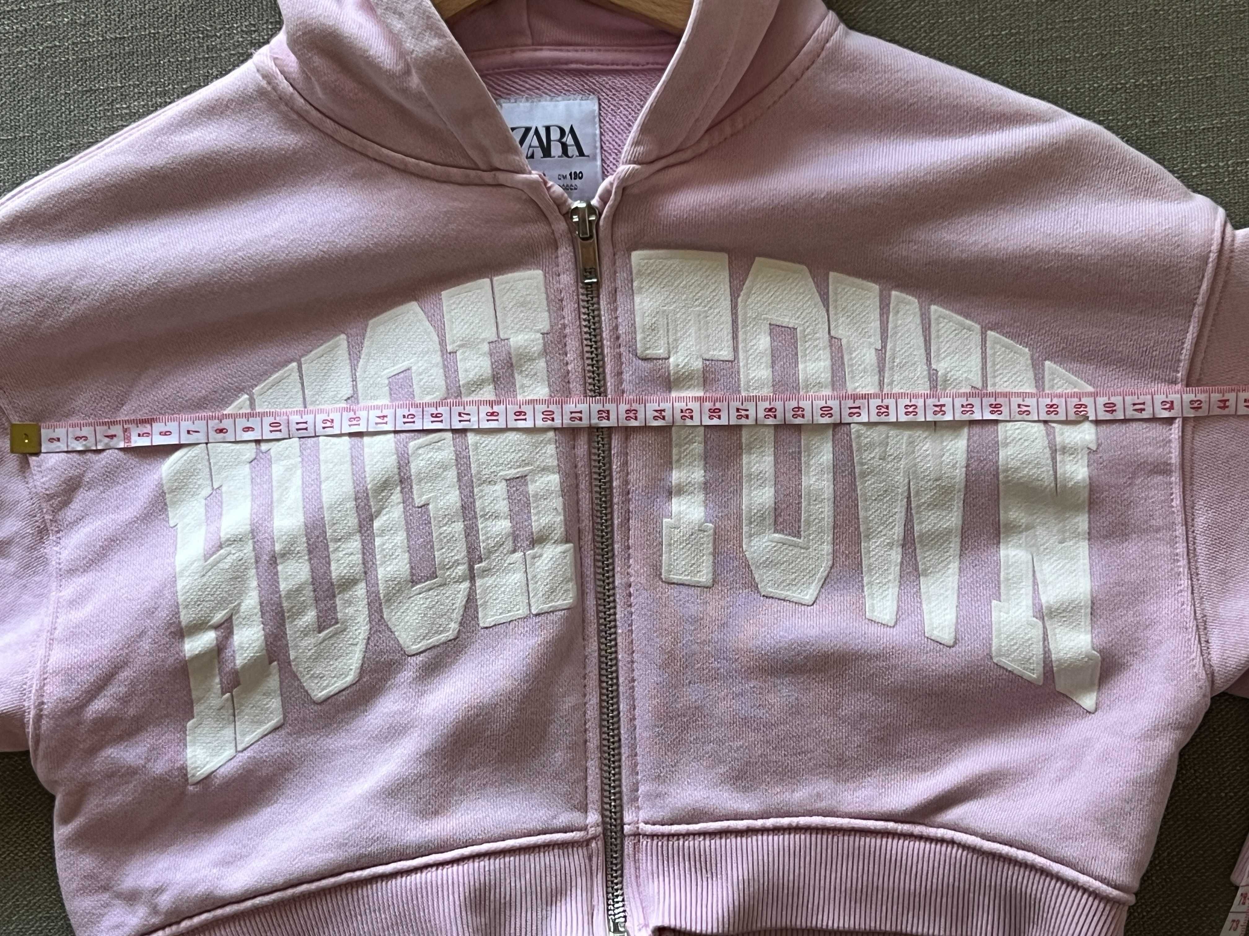 ZARA Sweatshirt Cropped com Capuz “HUGH TOWN” – 8-9 Anos (130 cm)