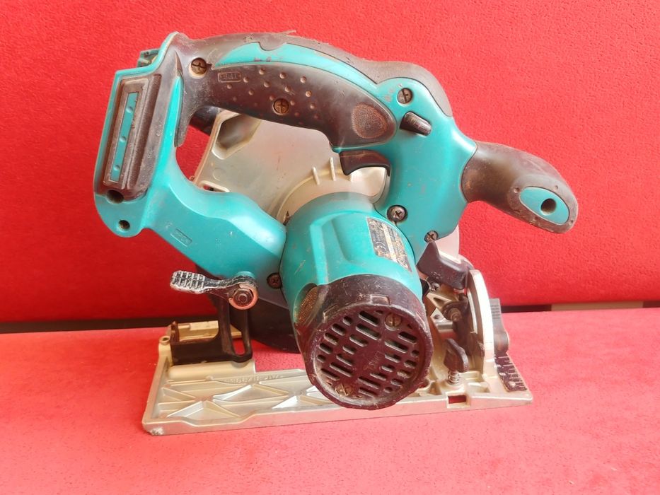 Piła tarczowa makita dss610