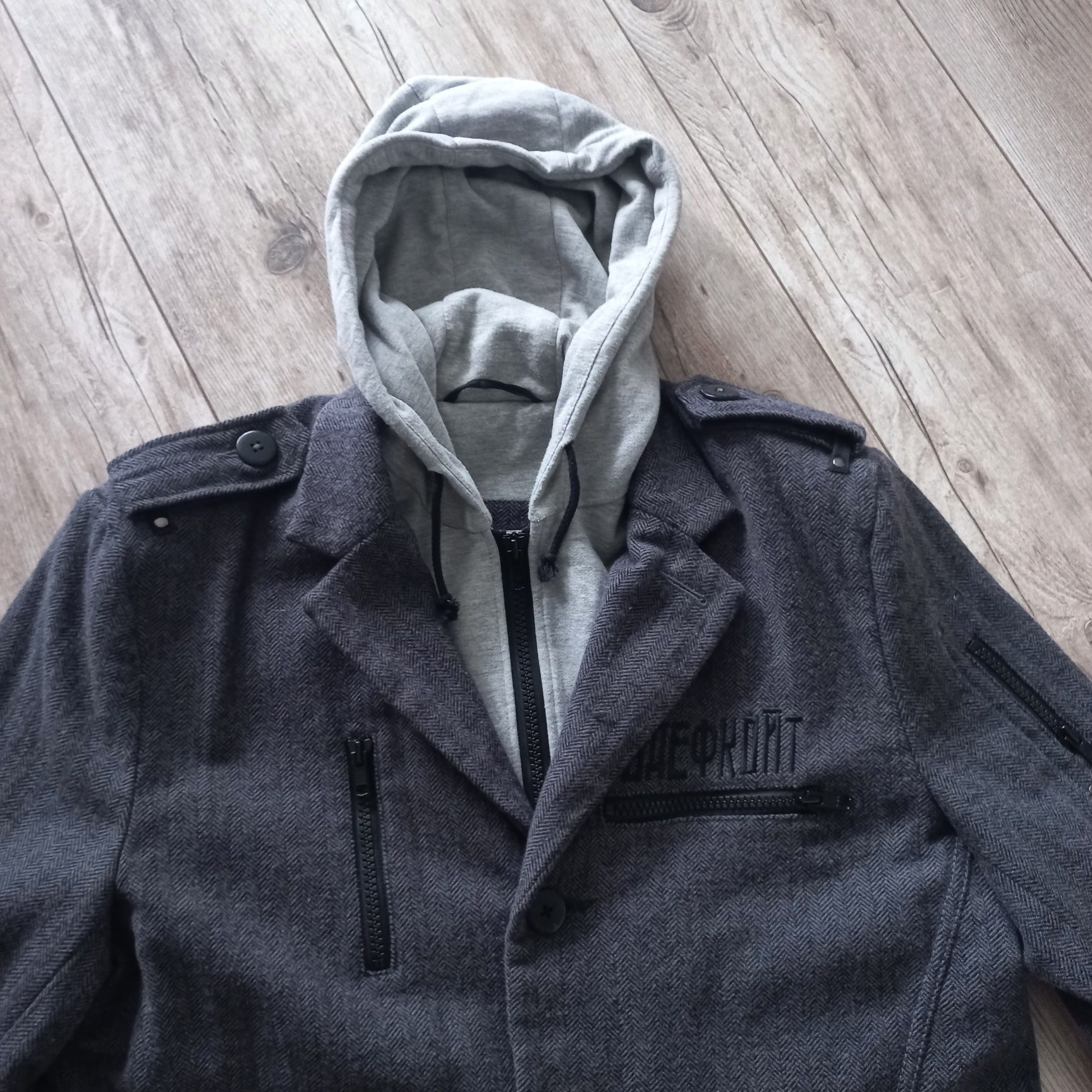 Kurtka męska sportowa elegancja rozm. XL z kapturem