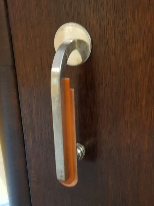 Sprzedam dwie piękne szafki nocne po renowacji