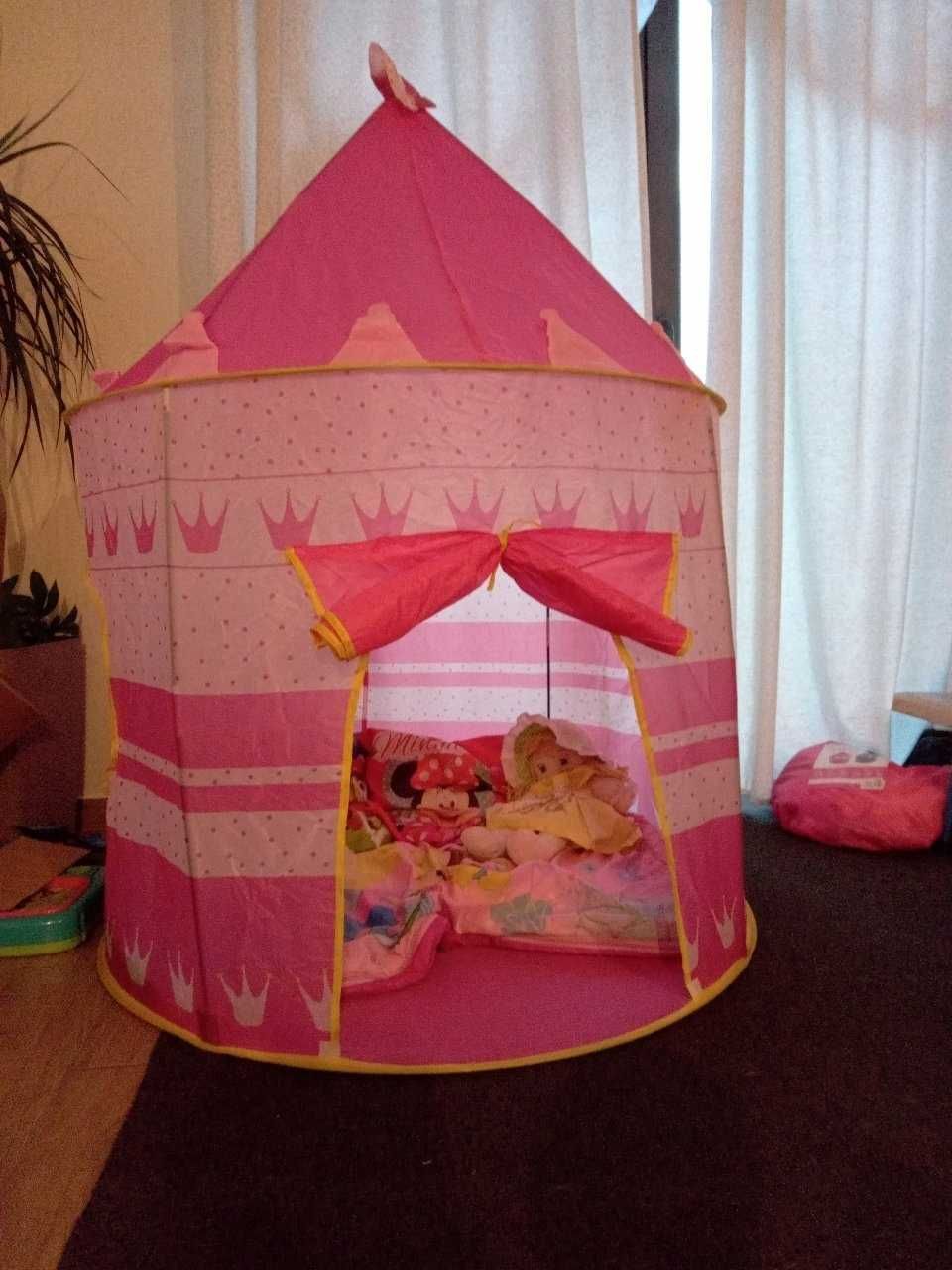Różowy namiot zamek dla dzieci kryjówka miejsce zabawy