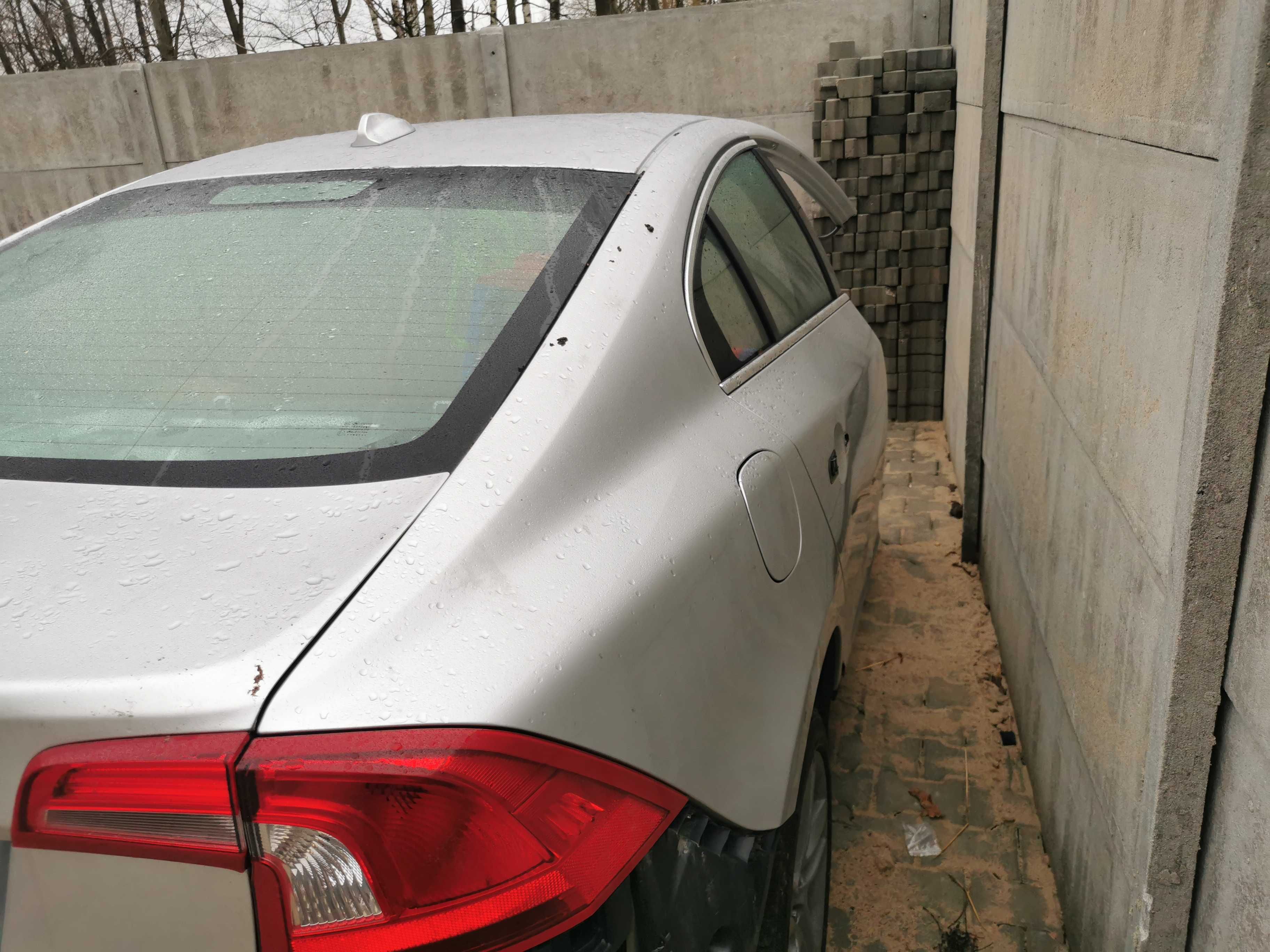 cwiartka volvo S60II