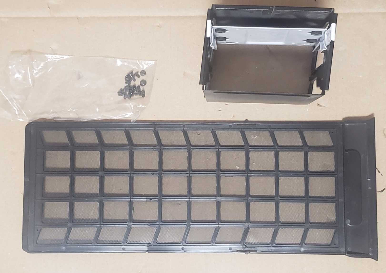 Корпус Fractal Design Define Mini C TG Black. с повреждениями.