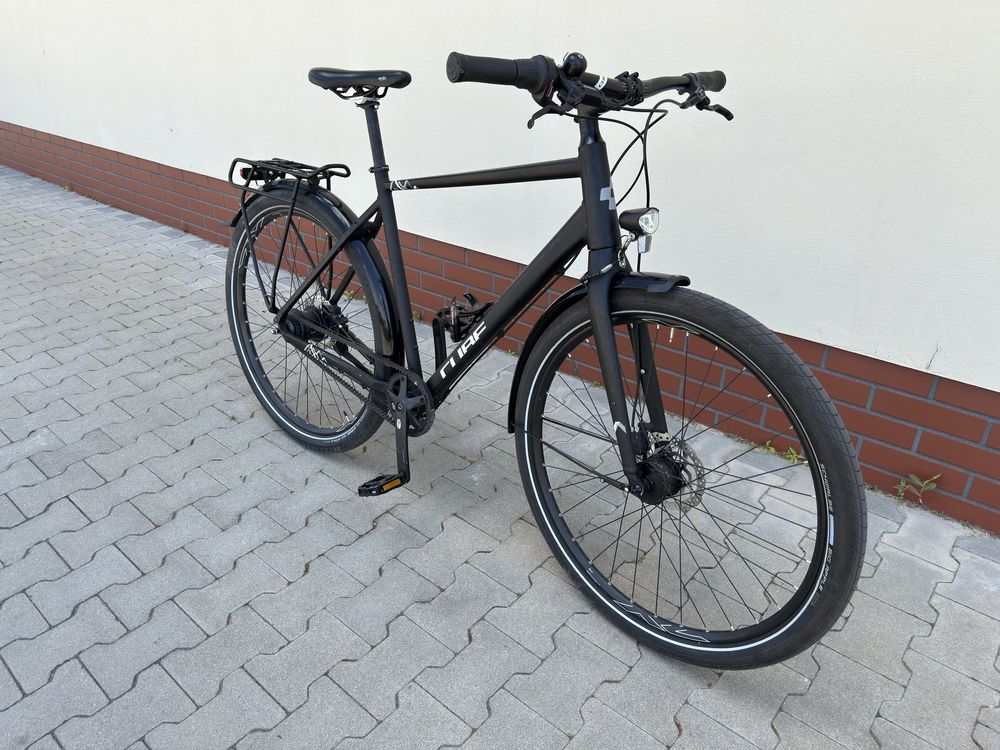 Cube Travel Pro GTS 58cm Carbon Drive Nexus 8