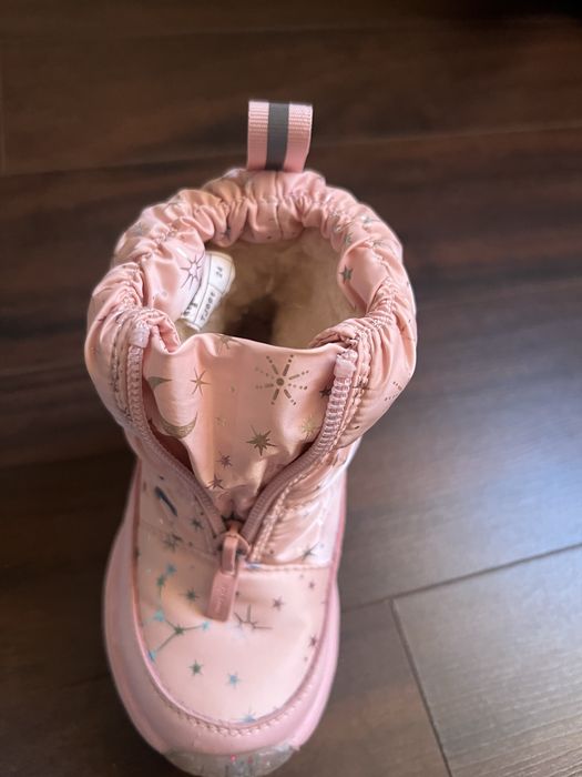 Продам зимние ботинки