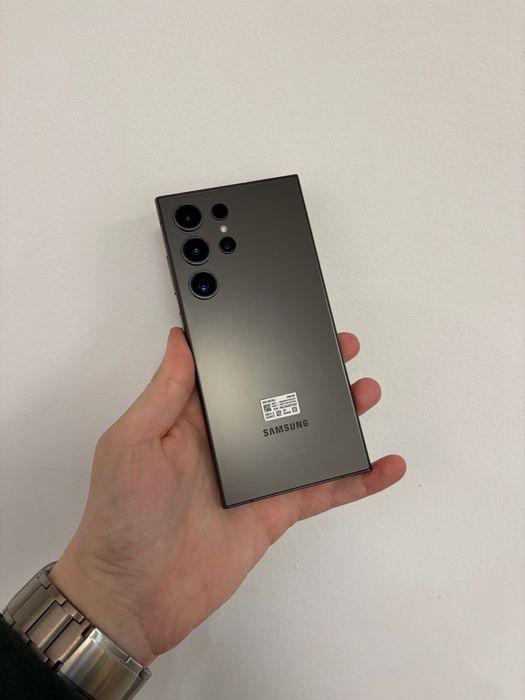 Samsung S24 Ultra 12/256gb