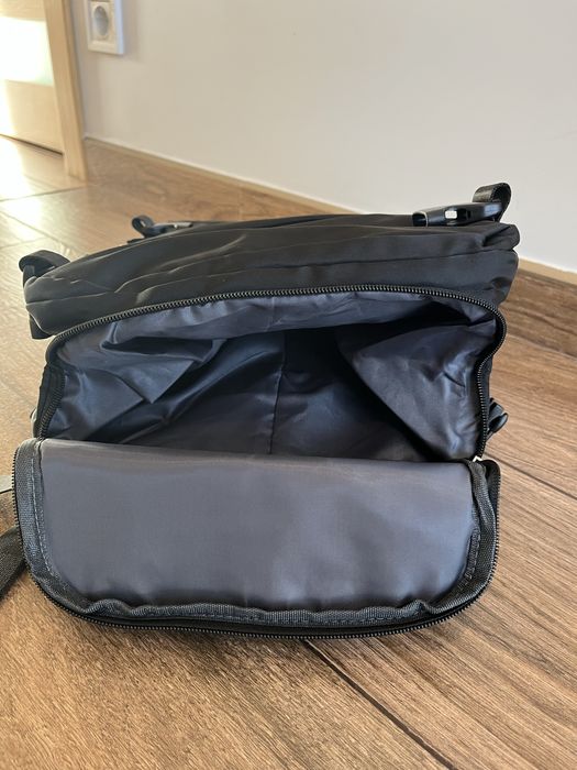 Чорний рюкзак для ручної поклажі, рюкзак для подорожей