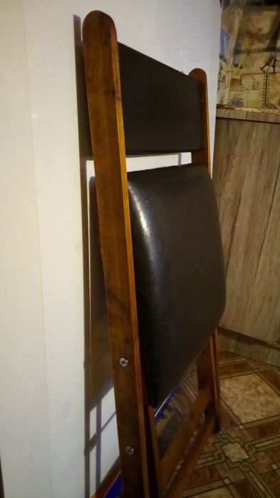 СТУЛ складной, мягонький и УДОБНЫЙ.